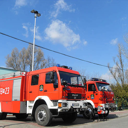 Ciężki wóz gaśniczy. OSP Jeziorna. Ochotnicza Straż Pożarna w Konstancinie-Jeziornie. 569m23