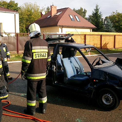 Pojazd po wykonaniu dostępu do poszkodowanego