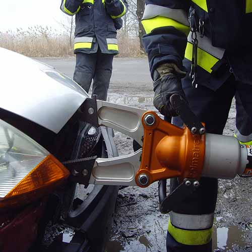 Ćwiczenia z wykorzystaniem naszego sprzętu hydraulicznego - Straż Pożarna Konstancin-Jeziorna