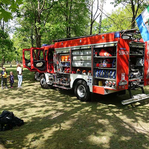 Prezentacja naszego sprzętu ratowniczego podczas pikniku rodzinnego. Straż Pożarna w Konstancinie-Jeziornie.