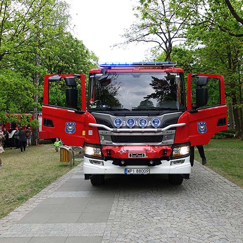 Nowy średni samochód ratowniczo gaśniczy Scania P360 OSP Bielawa