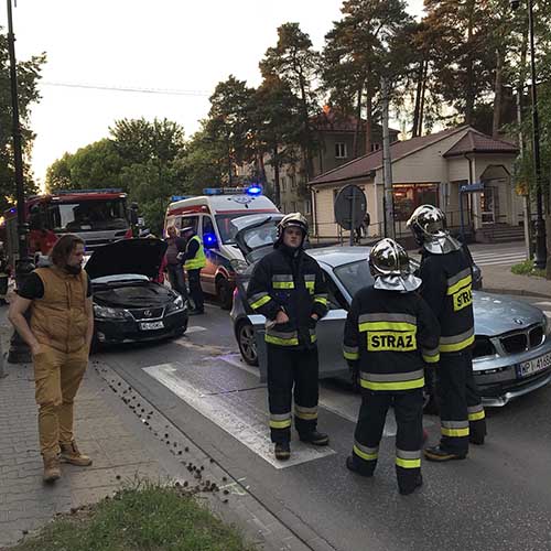 Wypadek ulica Wilanowska. Maj 2019. Straż Pożarna Konstancin-Jeziorna.