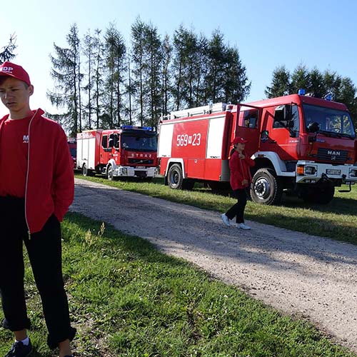 Przed rozpoczęciem zawodów. Zbiórka jednostek